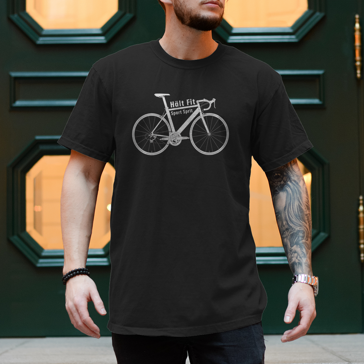 Fahrrad-T-Shirt: "Hält fit spart Sprit" – eine klare Botschaft für Fitness und Umweltschutz.