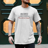 CamperT-Shirt: Als Gott mich schuf, grinste er und dachte: Das wird ein Camper – Vorderansicht