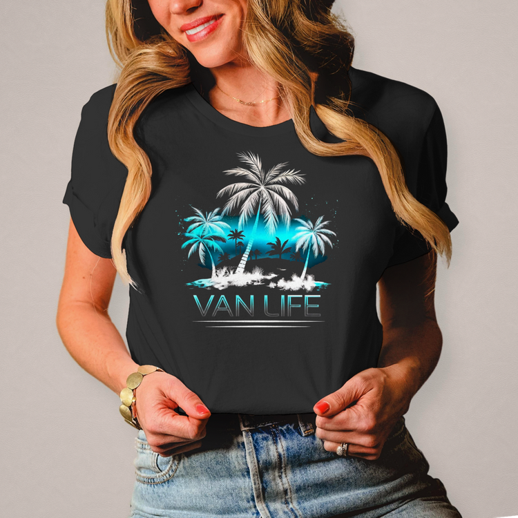 Damen Vanlife Shirt mit Palmen – Stylisches Camping-T-Shirt für Vanlife-Fans – Vorderansicht