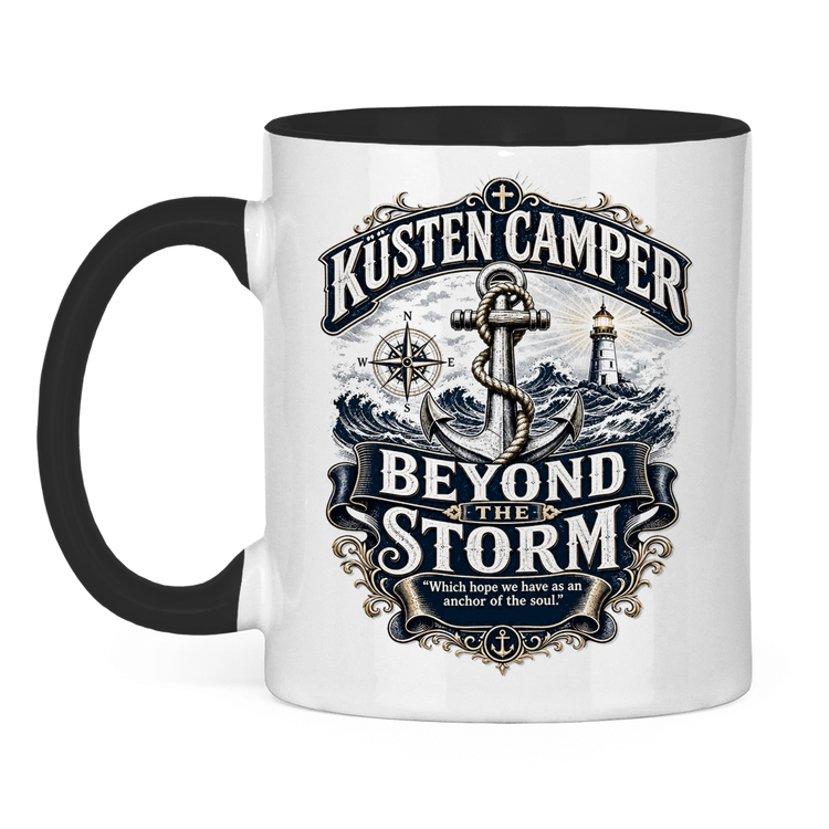 Zweifarbige Campertasse „Küsten Camper – Beyond The Storm“ – Vorderansicht
