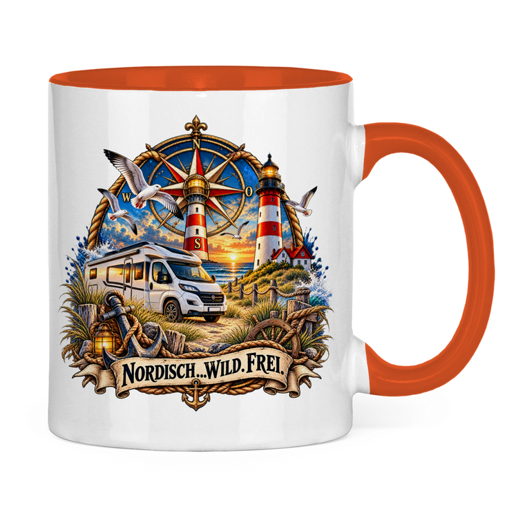Zweifarbige Campertasse „Küsten Camper – Nordisch. Wild. Frei.“ – Orange, Rückansicht