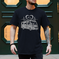 Camper Shirt – Integriertes Wohnmobil mit Herz und Bergen