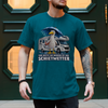 Küstencamper Herren-Shirt „Schietwetter – Möwe & Wohnmobil“ – Divablau, Vorderansicht