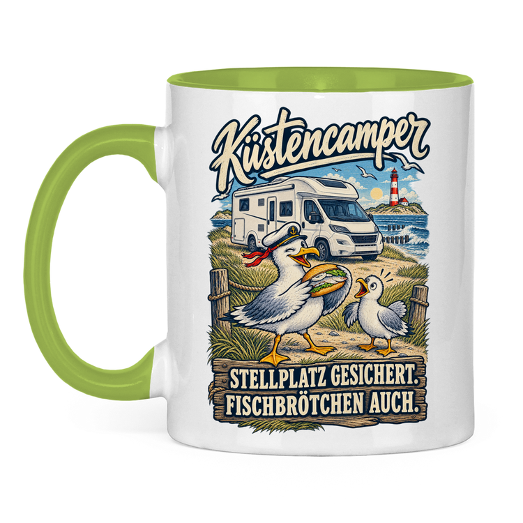 Küstencamper Tasse „Stellplatz gesichert. Fischbrötchen auch.“ – Hellgrün, Vorderansicht