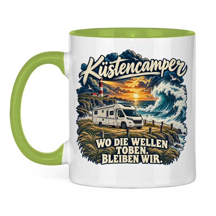 Küstencamper Tasse „Wo die Wellen toben, bleiben wir.“ – Hellgrün, Vorderansicht