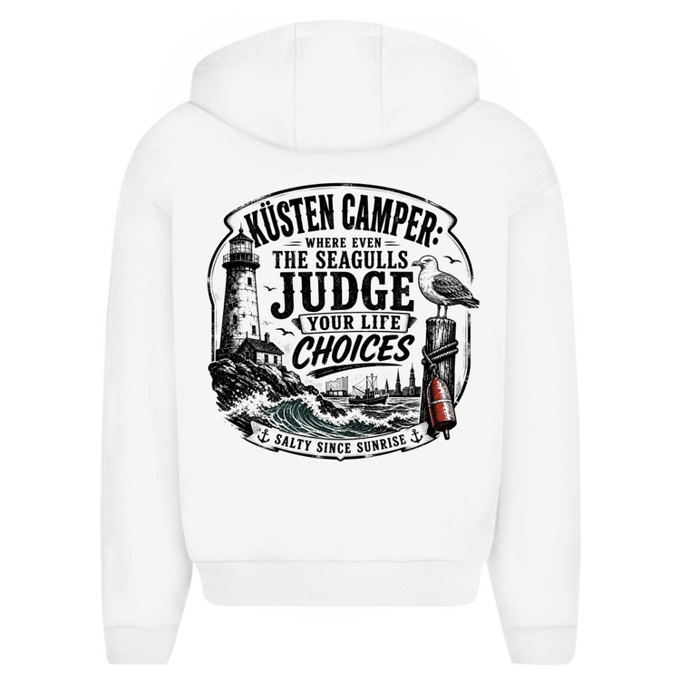 Küstencamper Zipper-Hoodie „Judge Your Life Choices“ in Weiß – Rückansicht, Motiv: Möwe, Leuchtturm und maritimer Schriftzug