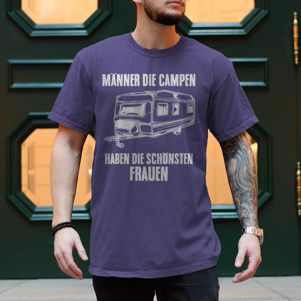 Herren T-Shirt "Männer die Campen, haben die schönsten Frauen" Variante 1