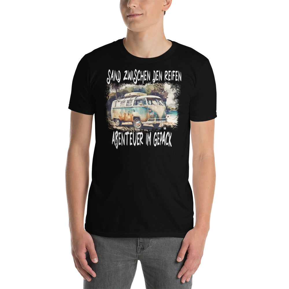 T-Shirt Van-Life Motiv "Sand zwischen den Reifen Abenteuer im Gepäck" Variante 5