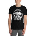 Camper Shirt, Camping T-Shirt, Wohnmobil Shirt, Vanlife T-Shirt, Outdoor T-Shirt, Abenteuer Shirt, Roadtrip Shirt, Camping Kleidung, Wohnwagen T-Shirt, Camper Van Shirt, Zelt Shirt, Offroad Shirt,Lustiges Camper Shirt, Camping Spruch Shirt, Vanlife Spruch Shirt, Roadtrip Spruch T-Shirt, Outdoor Abenteuer Shirt, Lagerfeuer Shirt, Camping Humor T-Shirt, Wildnis Shirt, Natur Shirt