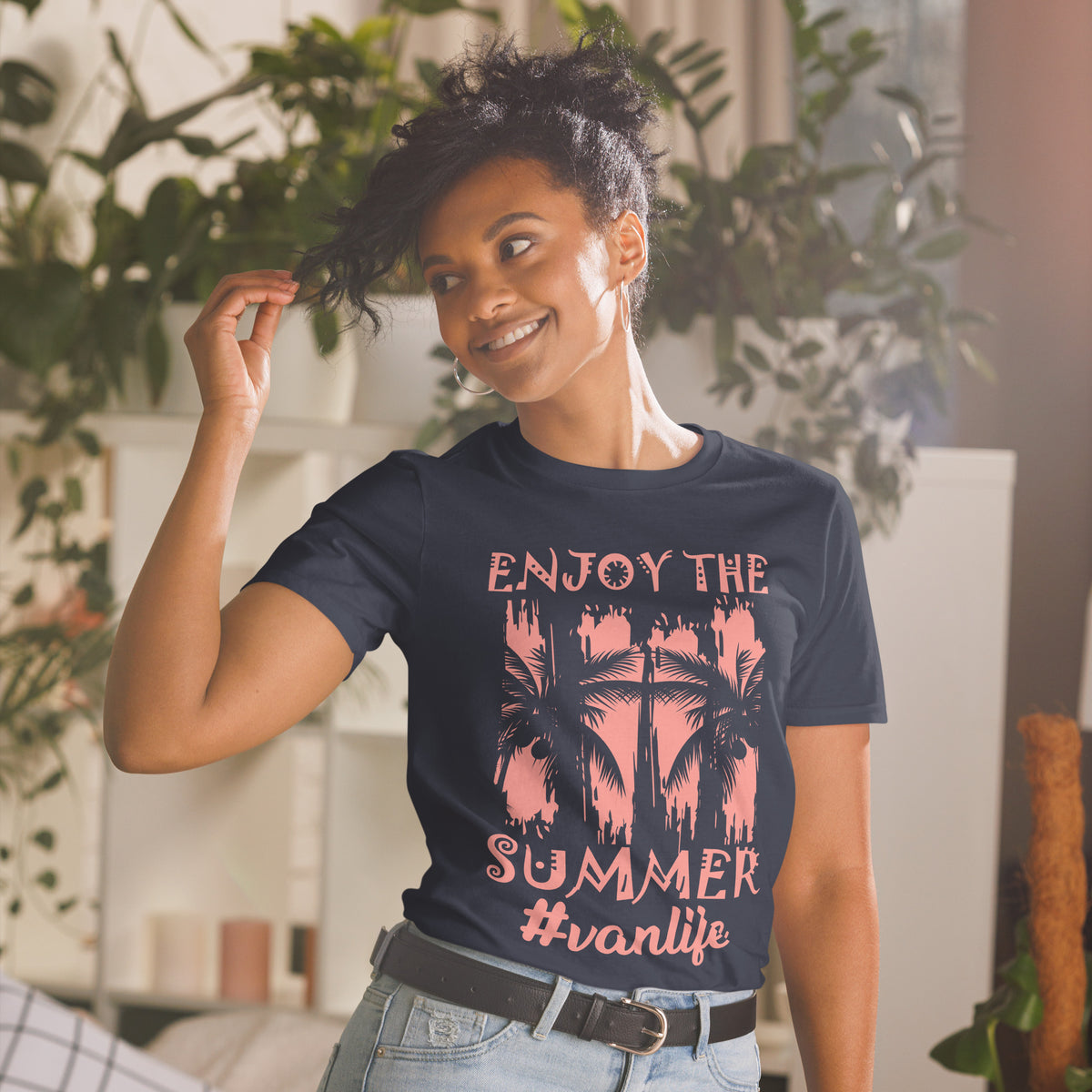 T-Shirt Van-Life Motiv "Enjoy the Summer"